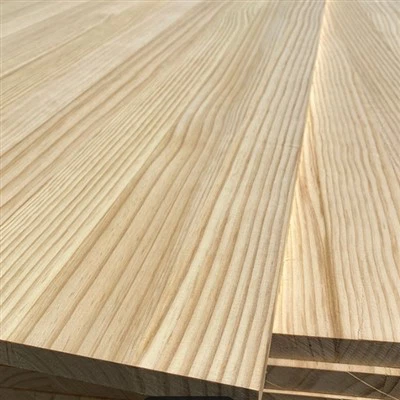 New Zealand Radiant Pine Straight Splicing Bord